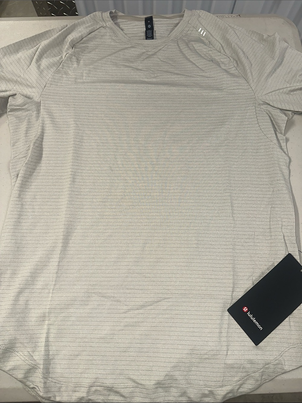 lululemon athletica Men’s Short Sleeve Crew — Light Gray Striped